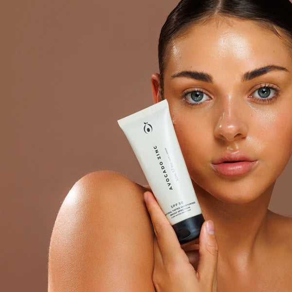 SPF 50 NATURAL TINTED MOISTURISER - MEDIUM/DARK