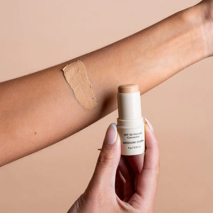 SPF 50 NATURAL CONCEALER - MEDIUM/DARK