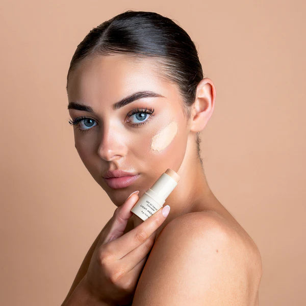 SPF 50 NATURAL CONCEALER - LIGHT/MEDIUM